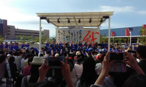 滋賀県立甲西高校エイスクエアで甲西高校吹奏楽部場内パレード＆書道部パフォーマンスショーが開催されるようです。