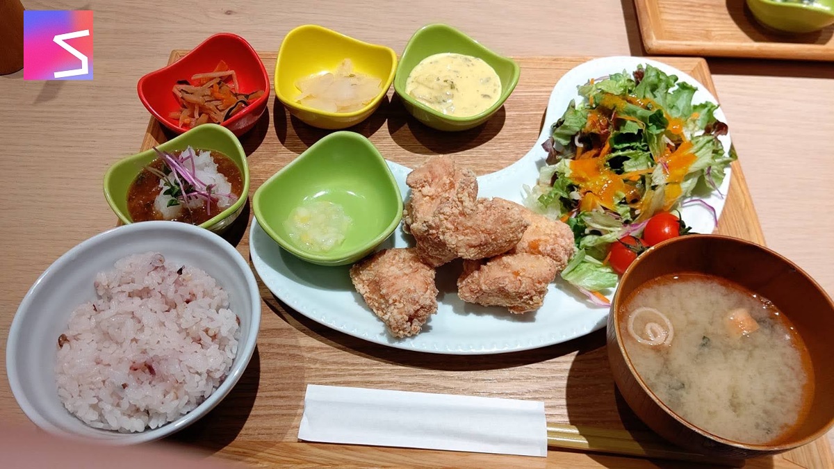 滋賀つーしんが和ごはんとカフェchawanを他の店舗で撮影