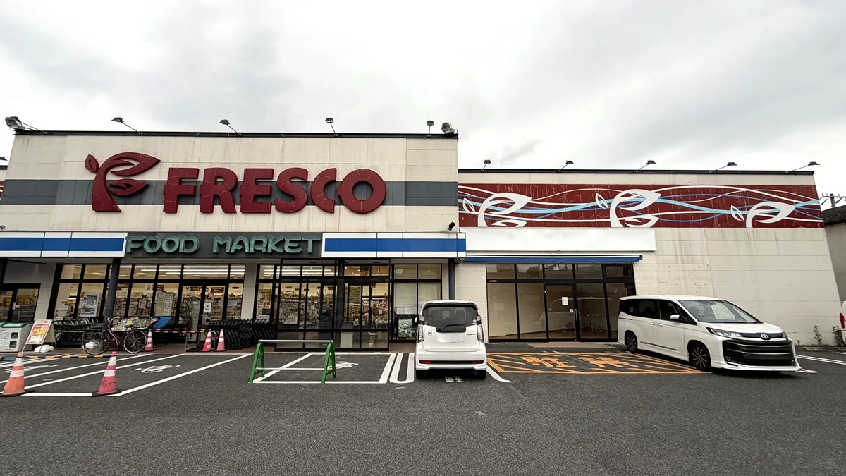 大津市今堅田にある「銀座に志かわ・嵜本 滋賀堅田店」に設置されていた24時間無人自販機が、2026年5月31日（日）をもって販売を終了