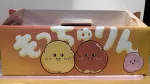 もっちゅりんといえば、あのまるっこいキャラクターのパッケージ。今年もとにかくかわいい。複数個を入れるキャリーボックス写真