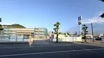 滋賀県彦根市松原町に「ドラッグユタカ彦根松原店」が2026年11月オープン予定。2026年8月23日に現地を確認すると店舗の建設工事が進んでいました。同じ場所には内科・呼吸器内科クリニックも開院予定です。