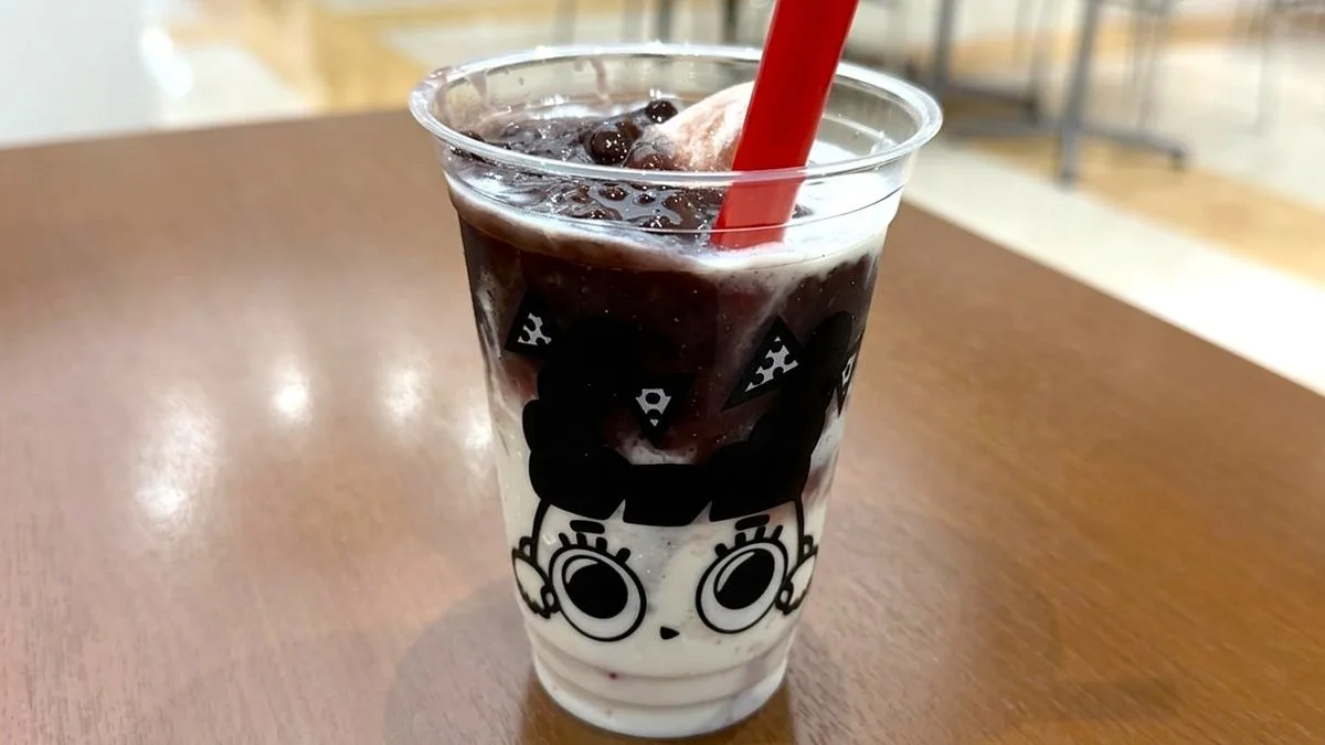スガキヤでラーメンと「スーちゃんシェーク クリームぜんざい」を注文したら忙しいことになった